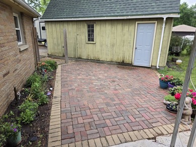 Own a little piece of paradise on the Rock River. This 1400 Sq - photo 14