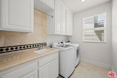 This beautiful, bright 5 bedroom and 4.5-bathroom home located - photo 19