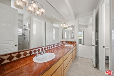 This beautiful, bright 5 bedroom and 4.5-bathroom home located - photo 20