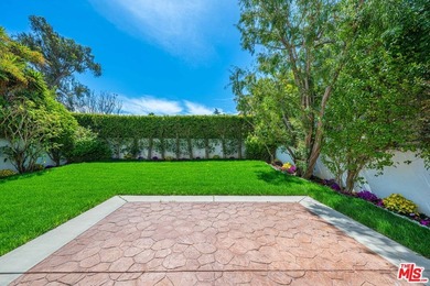 This beautiful, bright 5 bedroom and 4.5-bathroom home located - photo 21
