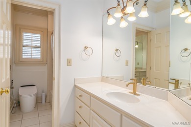 LUXURIOUS GOLF COURSE LIVING IN WYNLAKES. Experience refined - photo 59