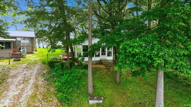 Looking for an affordable lakefront retreat? Welcome to this - photo 6