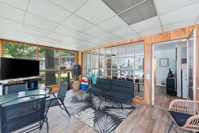 Looking for an affordable lakefront retreat? Welcome to this - photo 8