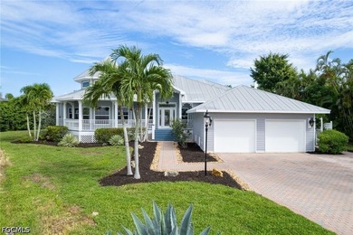Step into coastal elegance at 18210 Chesapeake Court, a - photo 1