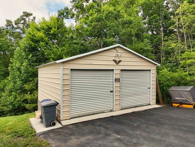 Enjoy one-level living in this charming three-bedroom, two-bath - photo 4