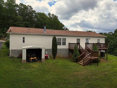 Enjoy one-level living in this charming three-bedroom, two-bath - photo 8