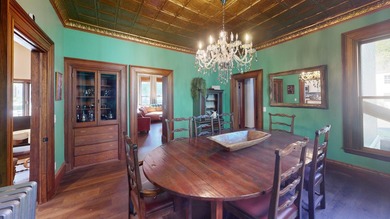 Looking for a sizable historic home that comes fully furnished? - photo 11