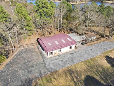 Position your business for success with this hilltop commercial - photo 14