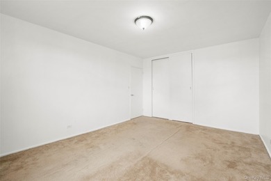 Welcome to Kingsbridge Terrace! This spacious one-bedroom