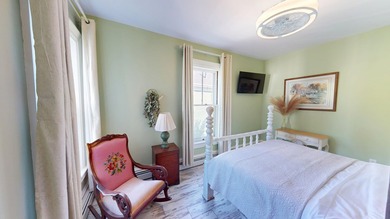 Looking for a sizable historic home that comes fully furnished? - photo 27