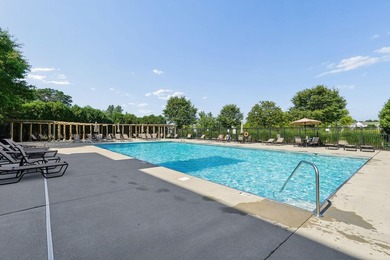 Welcome home to this beautifully maintained three-level townhome - photo 31