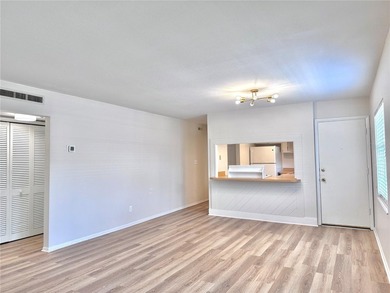 Freshly Updated 1-Bedroom Condo - Perfect for Homeowners or - photo 9