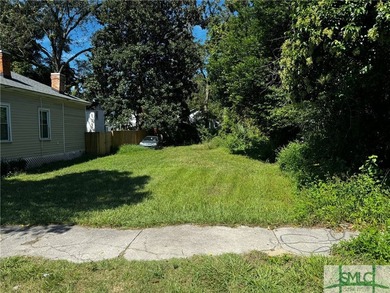 Motivated Seller! Buildable lot in West Downtown Savannah. Close - photo 1