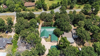 Welcome to this wonderful, unique property in Mayflower located - photo 3