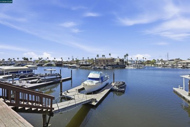 Enjoy stunning water views from this spacious single story - photo 3