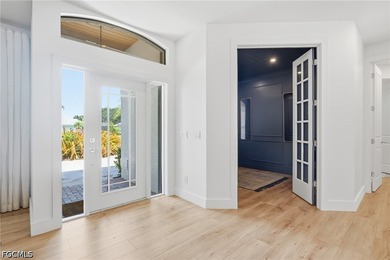 Elegant Home in the Prestigious Gated Community of Spanish Wells - photo 4