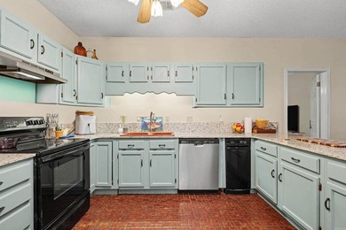 Welcome to this wonderful, unique property in Mayflower located - photo 5