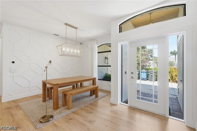 Elegant Home in the Prestigious Gated Community of Spanish Wells - photo 6