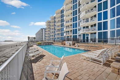 This beautiful direct oceanfront two-bedroom, two-bathroom - photo 3