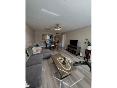 Stunning 1 Bed, 1.5 Bath Condo in Desirable Skylake! This - photo 3