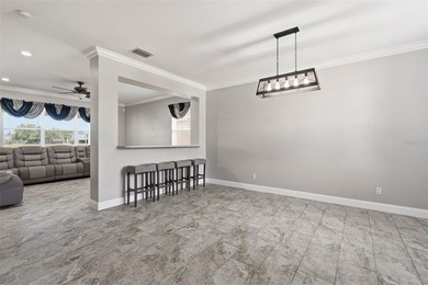 Virtually Staged. Welcome to this beautifully maintained - photo 4