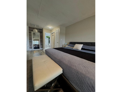 Stunning 1 Bed, 1.5 Bath Condo in Desirable Skylake! This - photo 10