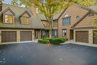 Lake Home For Sale in Darien, Illinois