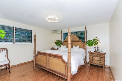 Experience luxury island living in this impeccably remodeled - photo 15