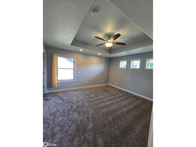 A stunning example of modern, maintenance-free living! This