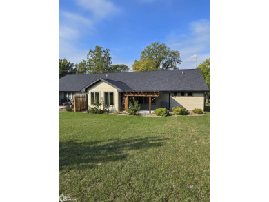 A stunning example of modern, maintenance-free living! This