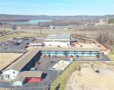 Lake Dardanelle Commercial For Sale in Russellville Arkansas