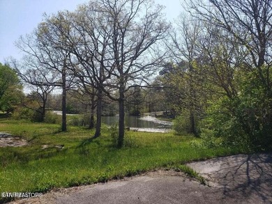 This property is 4.9 acres with a 1-acre pond. Perfect location - photo 4
