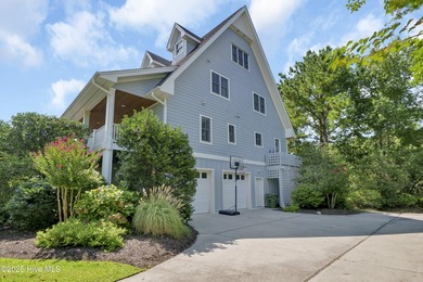 Located in the sought after Greenville Loop Sound area, with