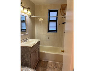 Two-bedroom apartment located on the third floor of 2866 Marion - photo 2
