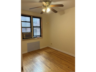 Two-bedroom apartment located on the third floor of 2866 Marion - photo 6