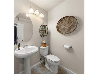 Tucked away in a centrally located, intimate neighborhood, 6 - photo 19