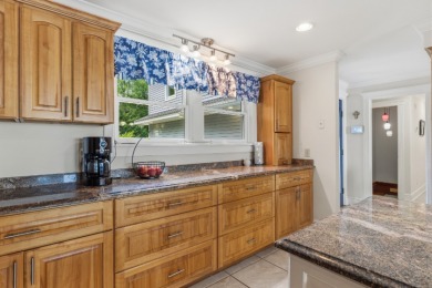 Welcome to 6 Lufkin Lane - Your stunning year-round residence - photo 16