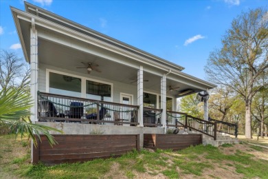 QUALITY BUILT WATERFRONT HOME - photo 3