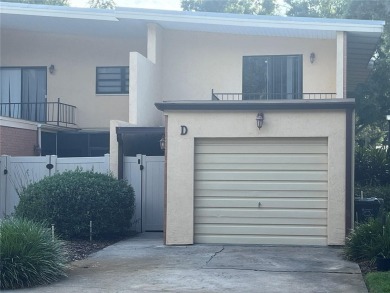 Lake Condo For Sale in Lakeland, Florida