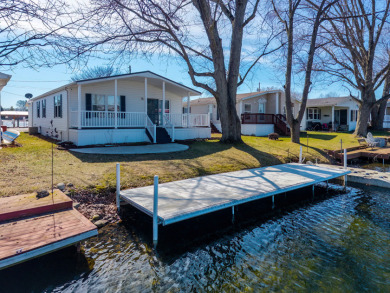 Jimmerson Lake Home For Sale in Angola Indiana