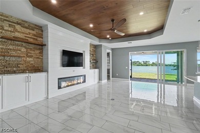 Amazing one of a kind lakefront house in Stonewater. This 3 - photo 7