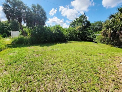 Affordable opportunity! This 2-bedroom,2-bath single-wide mobile - photo 4