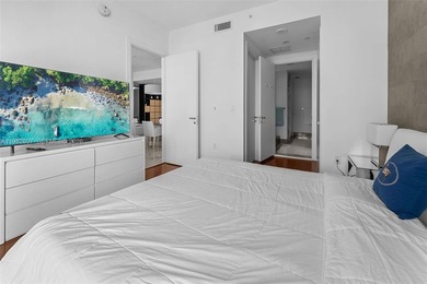 Live in the heart of Downtown Miami in this stunning 2 Bed + Den