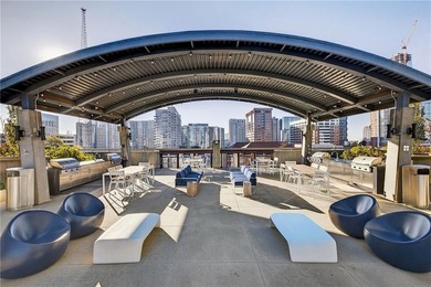 Welcome to Residence 925 at Metropolis, one of Midtown's most