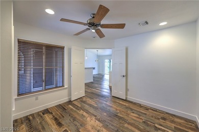 Beautifully updated home! Solar Electric System with Battery - photo 22