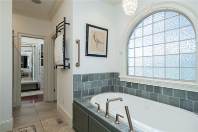 Beautifully renovated custom home on the 7th tee of Brookstone - photo 23