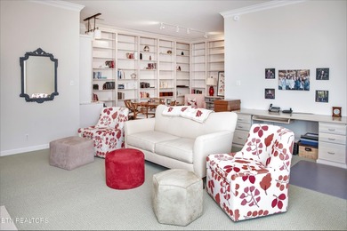 Enjoy stunning panoramic lake and mountain views from your own - photo 24