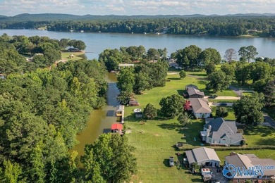 WHORTON BEND | WATERFRONT | HOME OFFICE| 4BDRM/2.5BTH family - photo 28