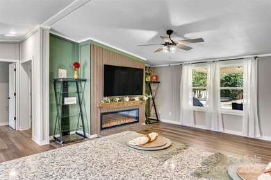 Lake Norman Home For Sale in Denver North Carolina