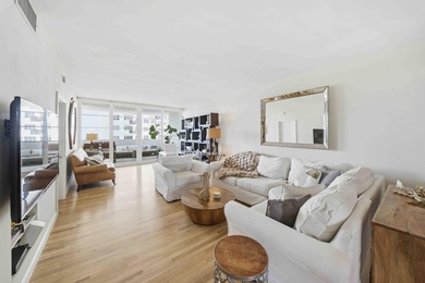 Boat slip available! Renovated residence at the iconic - photo 3